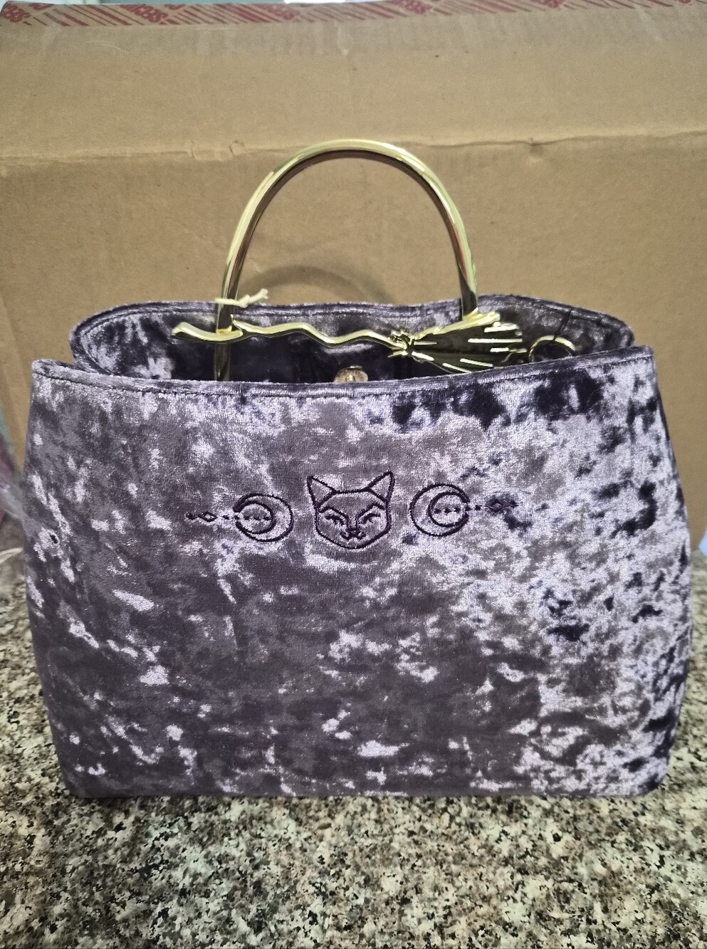 Loungefly Hocus Pocus Plush Velvet Tote/handbag.